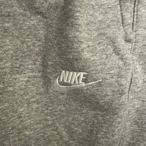 Men’s sweatpants size small